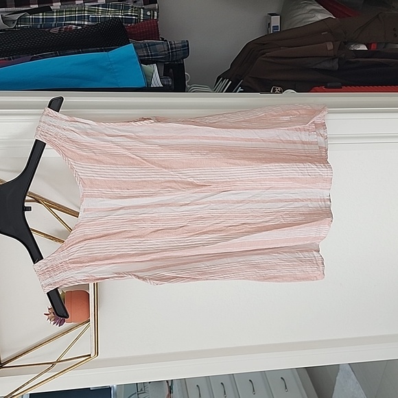 Tank - Picture 4 of 4